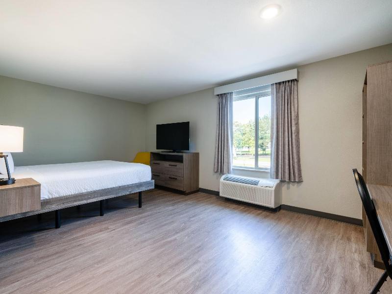 ECHO Suites Extended Stay Wyndham Ft Worth Allianc image