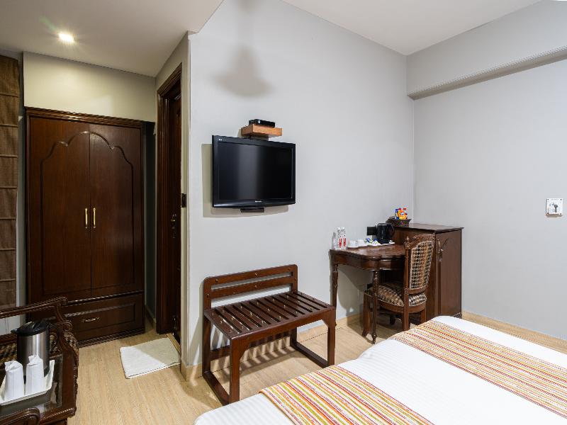 Hotel Sunstar Grand image