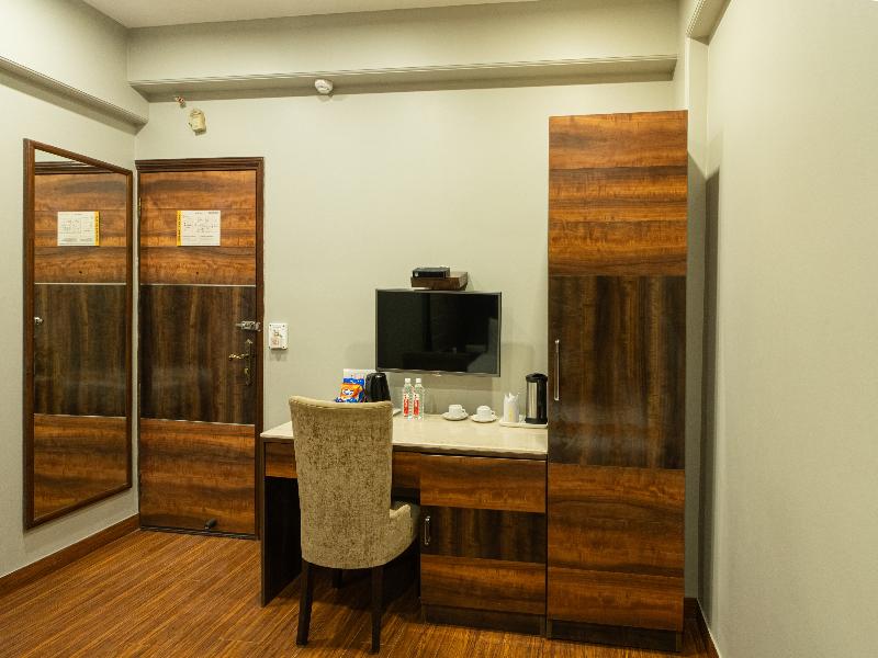 Hotel Sunstar Grand image