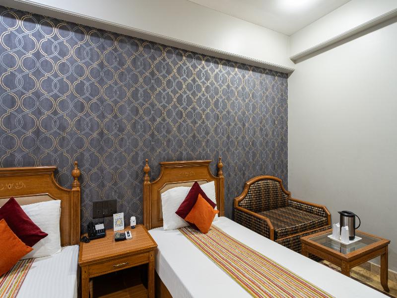 Hotel Sunstar Grand image