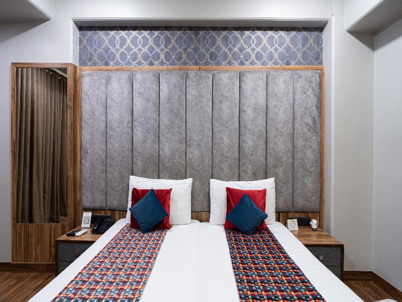 Hotel Sunstar Grand image