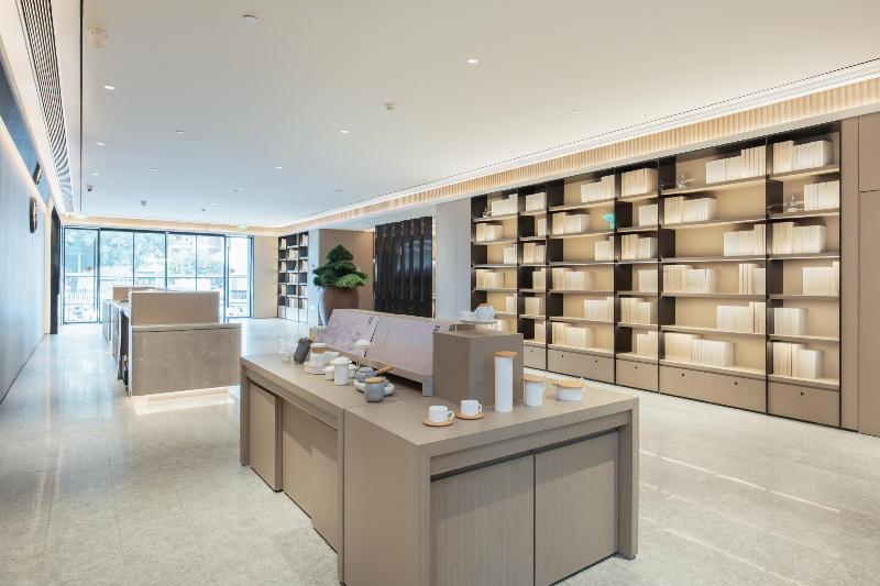 Ji Hotel (Guangzhou Modisha Metro Station) image