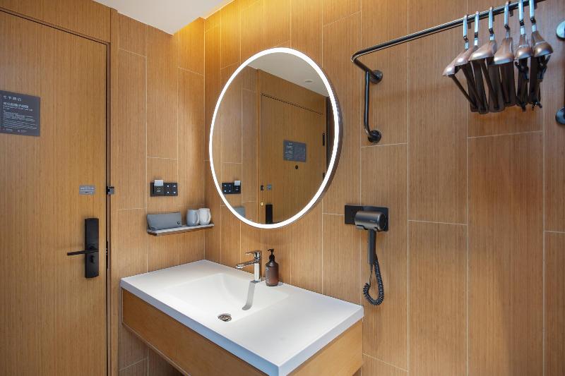 Ji Hotel (Guangzhou Modisha Metro Station) image