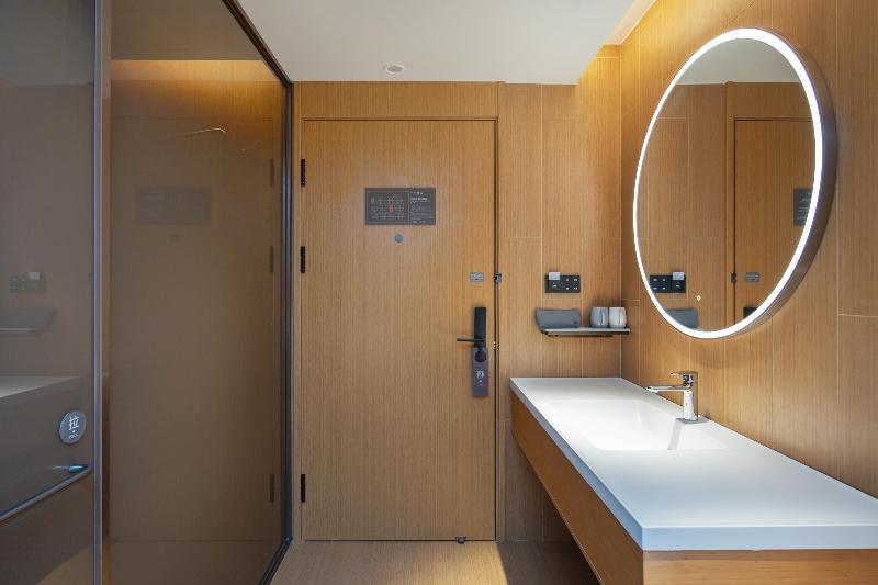 Ji Hotel (Guangzhou Modisha Metro Station) image