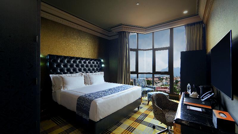 1969 D'kelly Hotel
