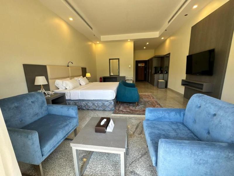 Vista Hotel Tabuk image