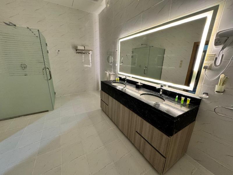 Vista Hotel Tabuk image
