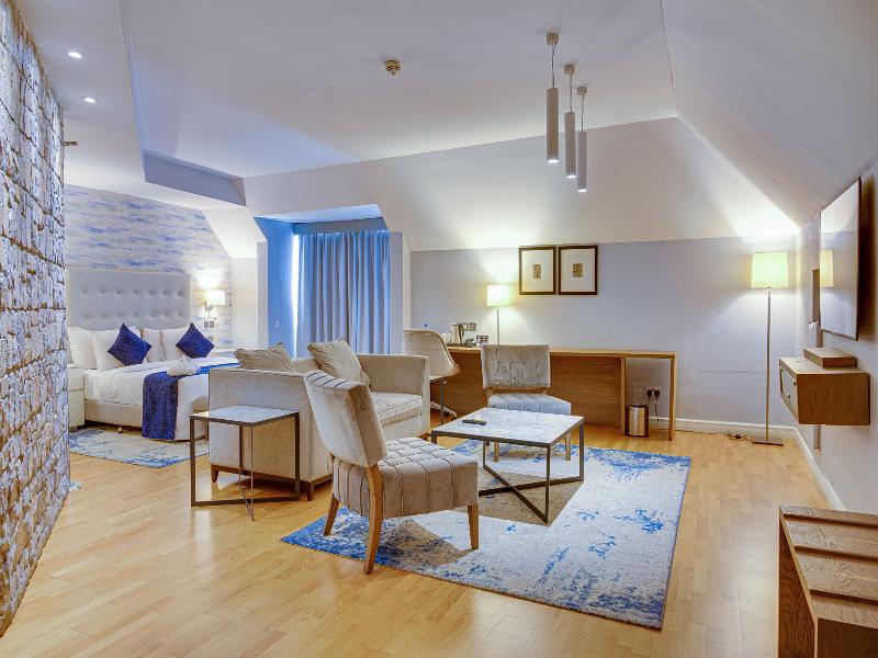Leola Boutique Hotel Ikeja - Lagos image