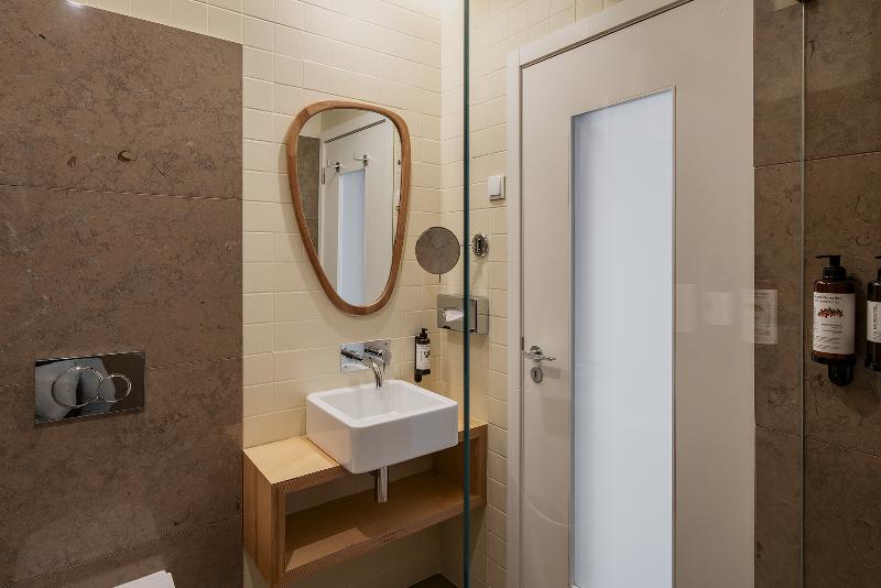 Vincci Baixa Suites Apartments image