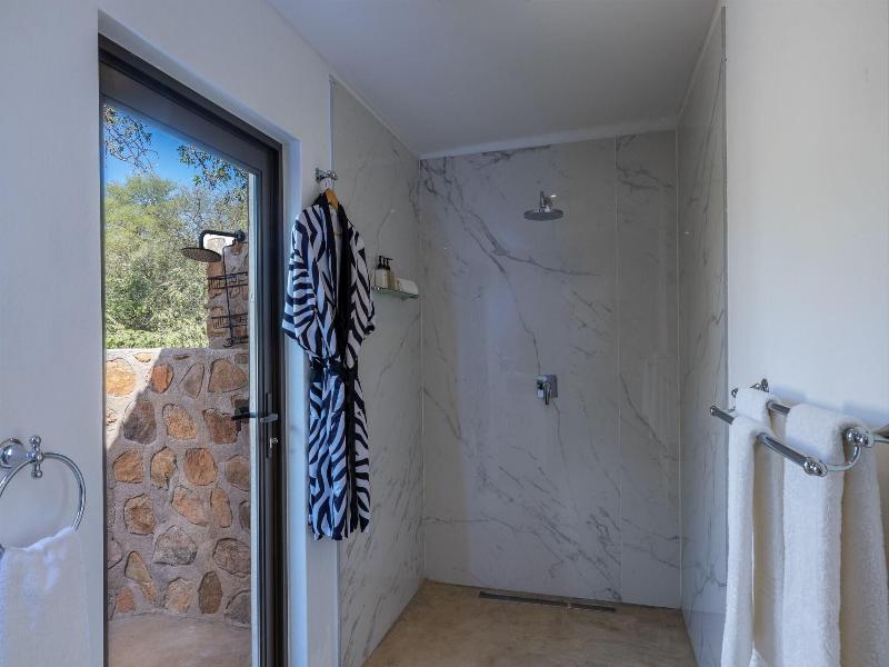 Oase By 7 Star Lodges image