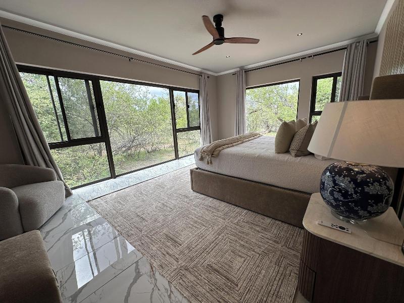 Oase By 7 Star Lodges image