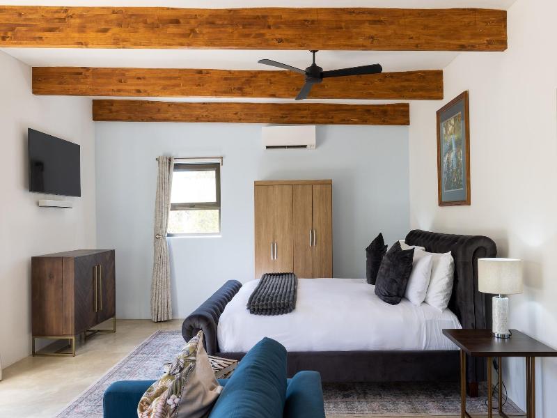 Oase By 7 Star Lodges image