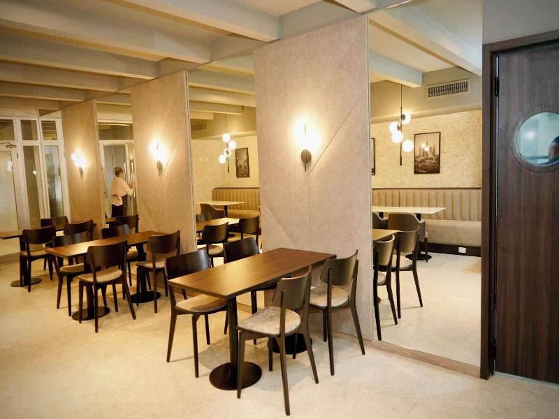 Empire Hotel Buenos Aires image