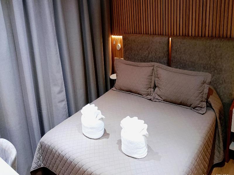 Empire Hotel Buenos Aires image