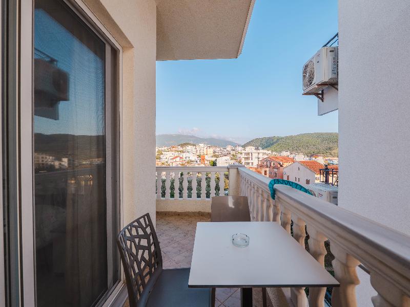 Eros Hotel Ksamil image