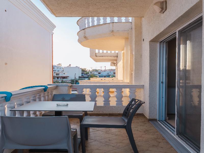 Eros Hotel Ksamil image
