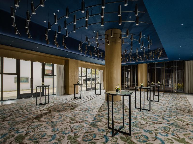Hotel Indigo Wuxi Qingming Bridge image