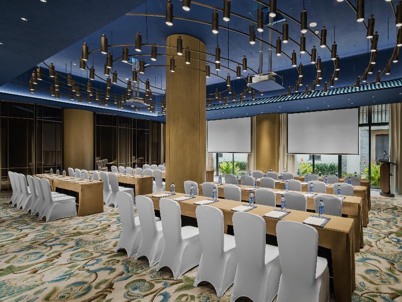 Hotel Indigo Wuxi Qingming Bridge image