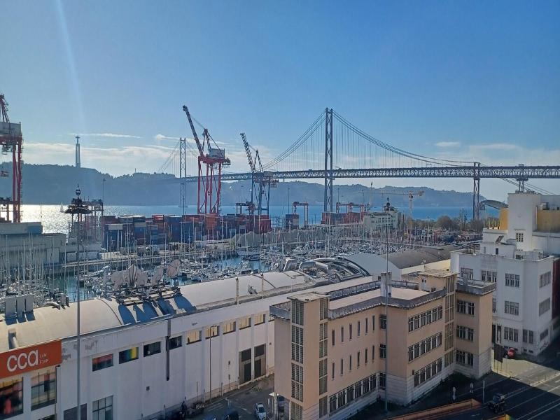 Hotel Infante Santo - Lisboa image
