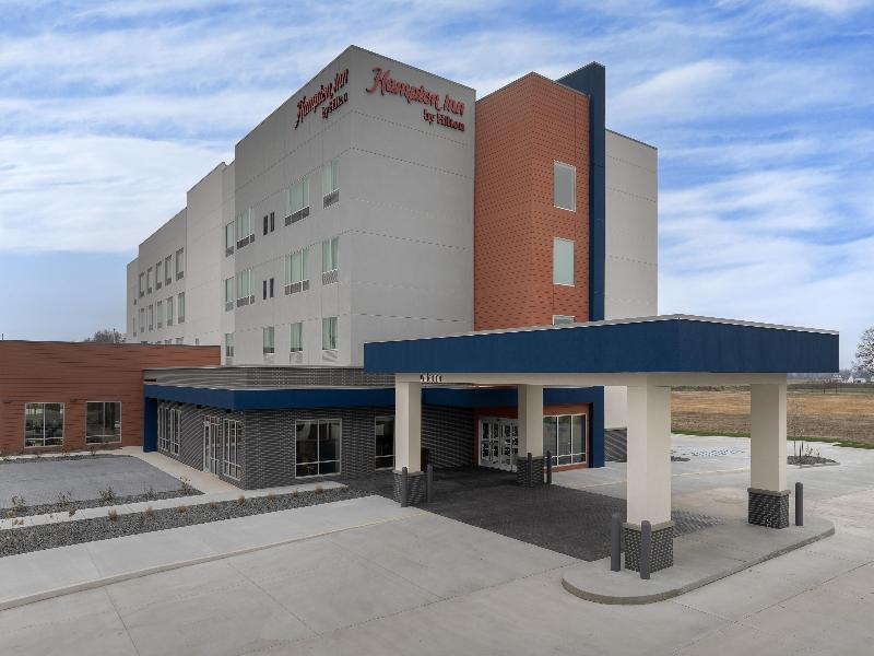 Hampton Inn By Hilton Dexter image