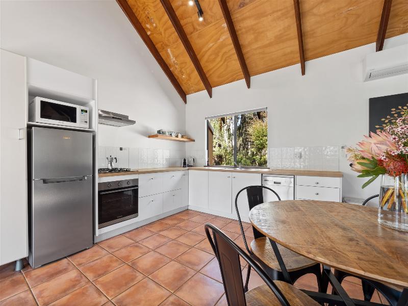 Forest Rise Chalets And Lodge - Image 4