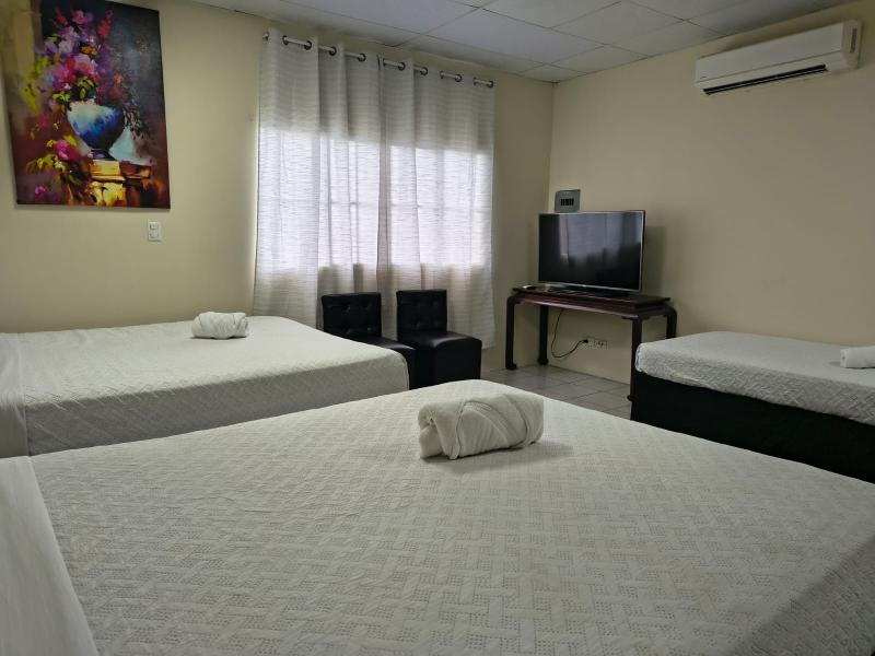 Kartagus Hotel image