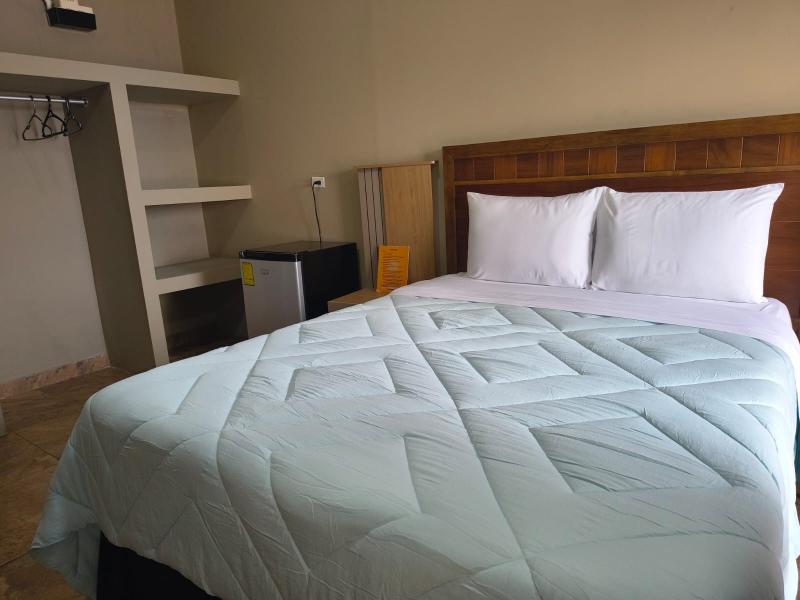 Kartagus Hotel image