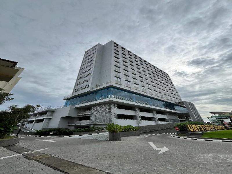 Prime UMY Hotel Convention & Dormitory image