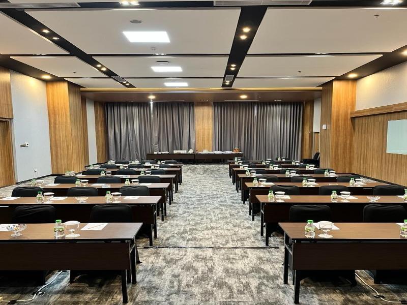 Prime UMY Hotel Convention & Dormitory image