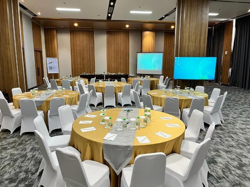 Prime UMY Hotel Convention & Dormitory image