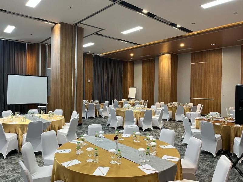 Prime UMY Hotel Convention & Dormitory image