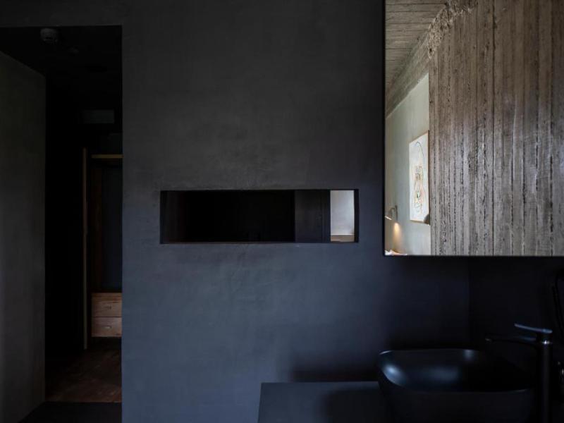 In Gallery Hotel & Spa image