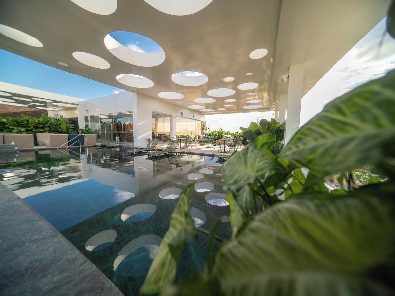 Monã Hotel image