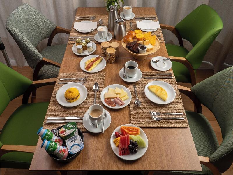 Monã Hotel image