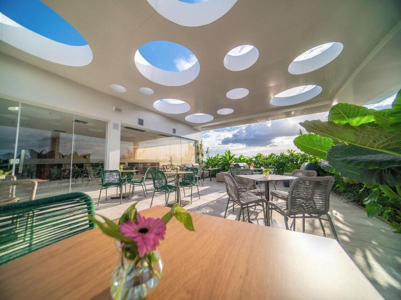 Monã Hotel image