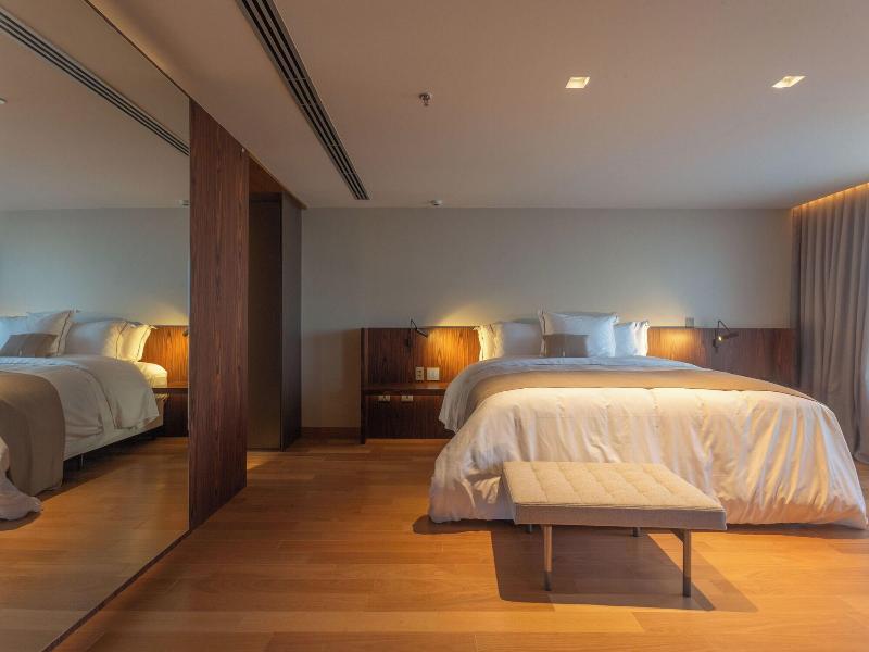 Monã Hotel image