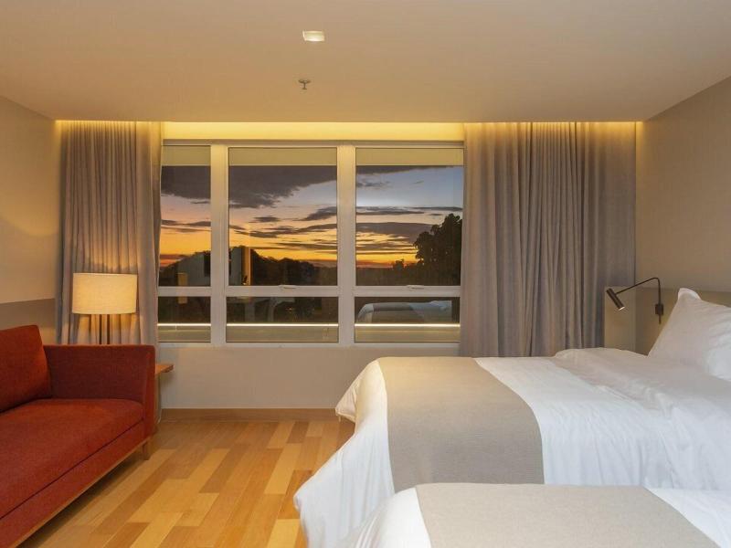 Monã Hotel image