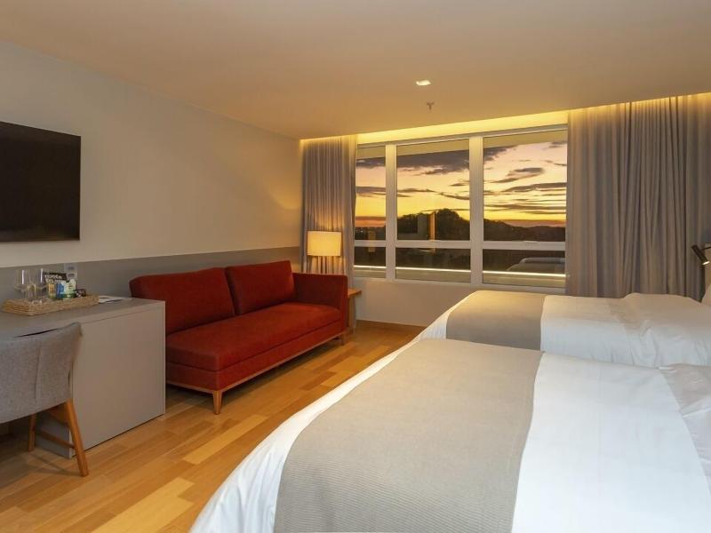Monã Hotel image