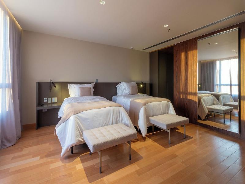 Monã Hotel image