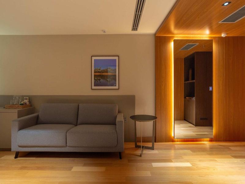 Monã Hotel image