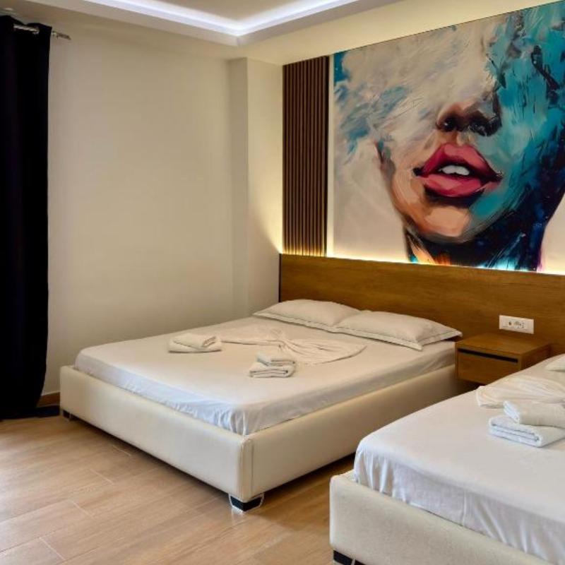 Foris Rooms image
