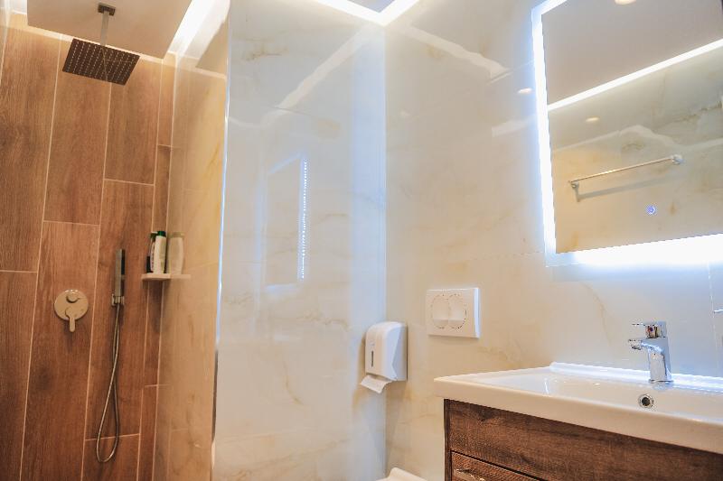 Foris Rooms image