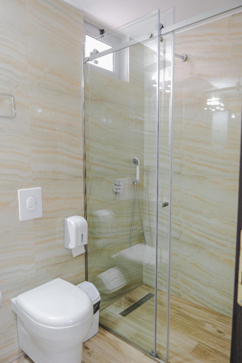 Foris Rooms image