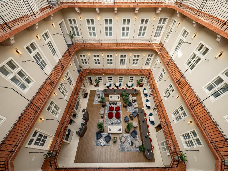 Basiliq Hotel image