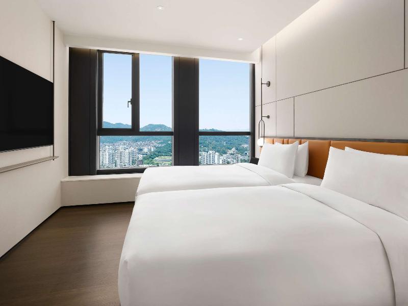 Pullman Ambassador Seoul Eastpole image