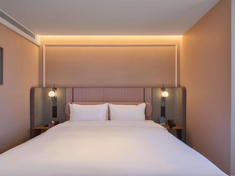 Mercure Hangzhou West Lake Fengqi Road image