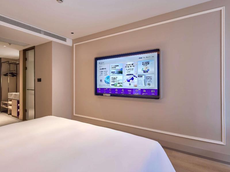 Mercure Hangzhou West Lake Fengqi Road image