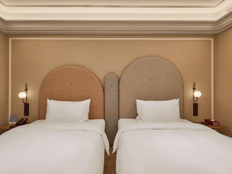 Mercure Hangzhou West Lake Fengqi Road image