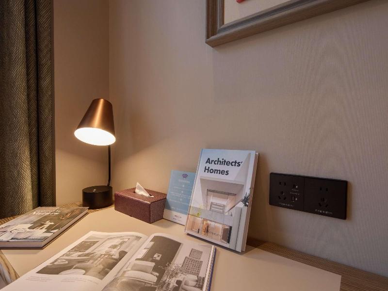 Mercure Hangzhou West Lake Fengqi Road image