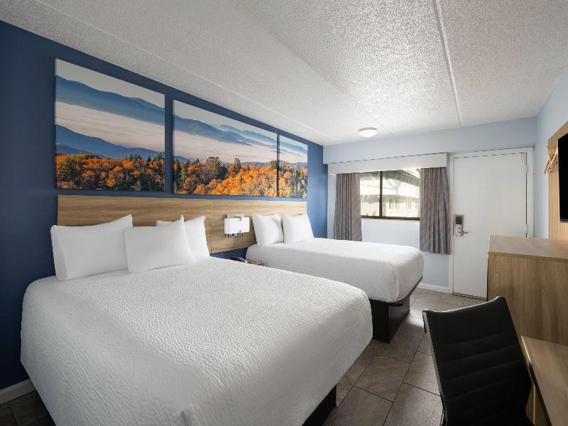 Days Inn By Wyndham Charlotte University image